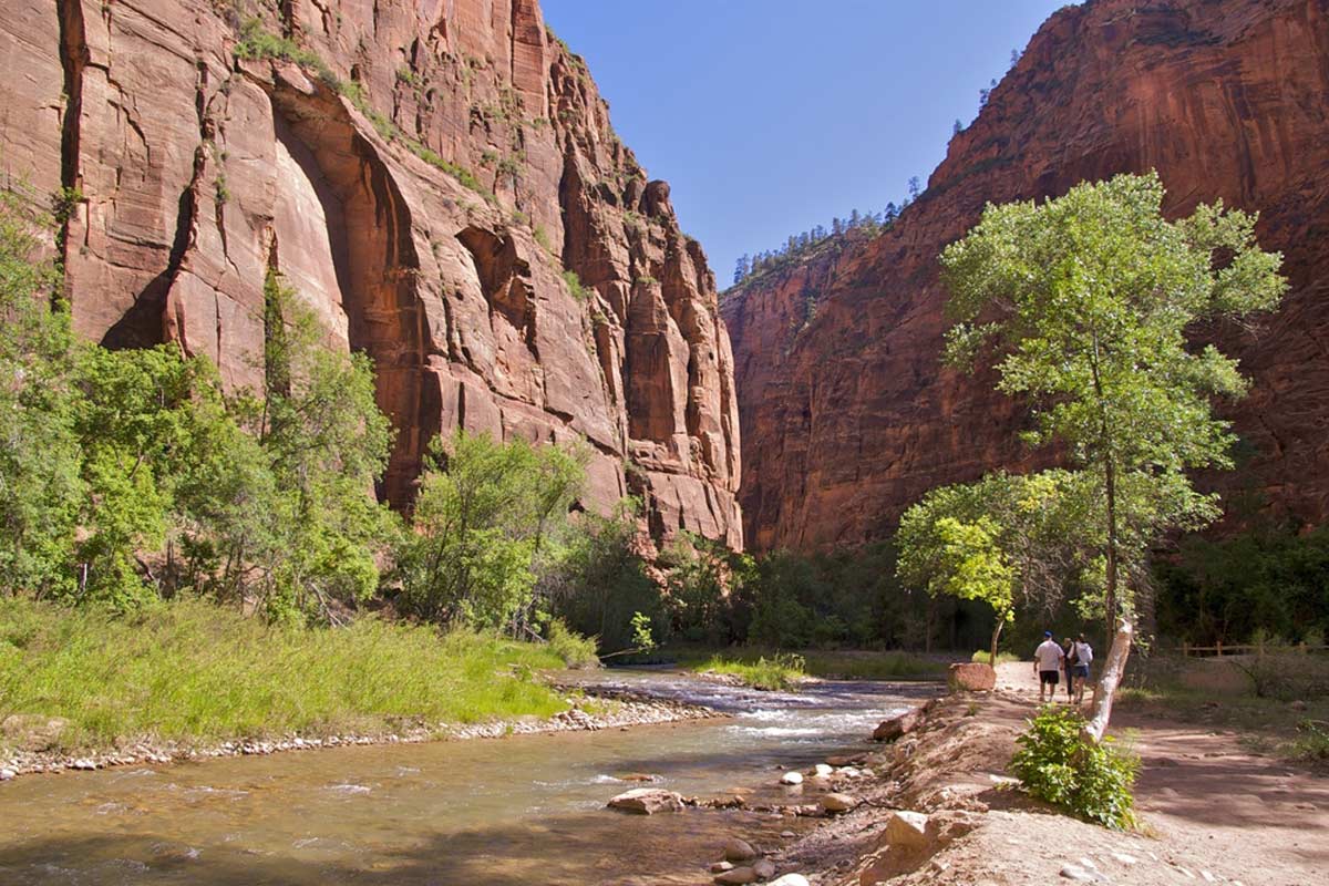 The Riverside Walk in ZionNationalPark