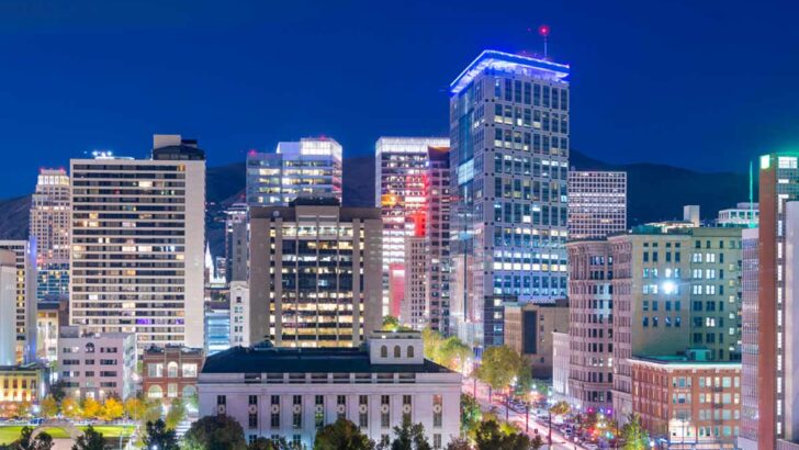 Where to Stay in Salt Lake City: The Best Areas + Hotels For Your Trip