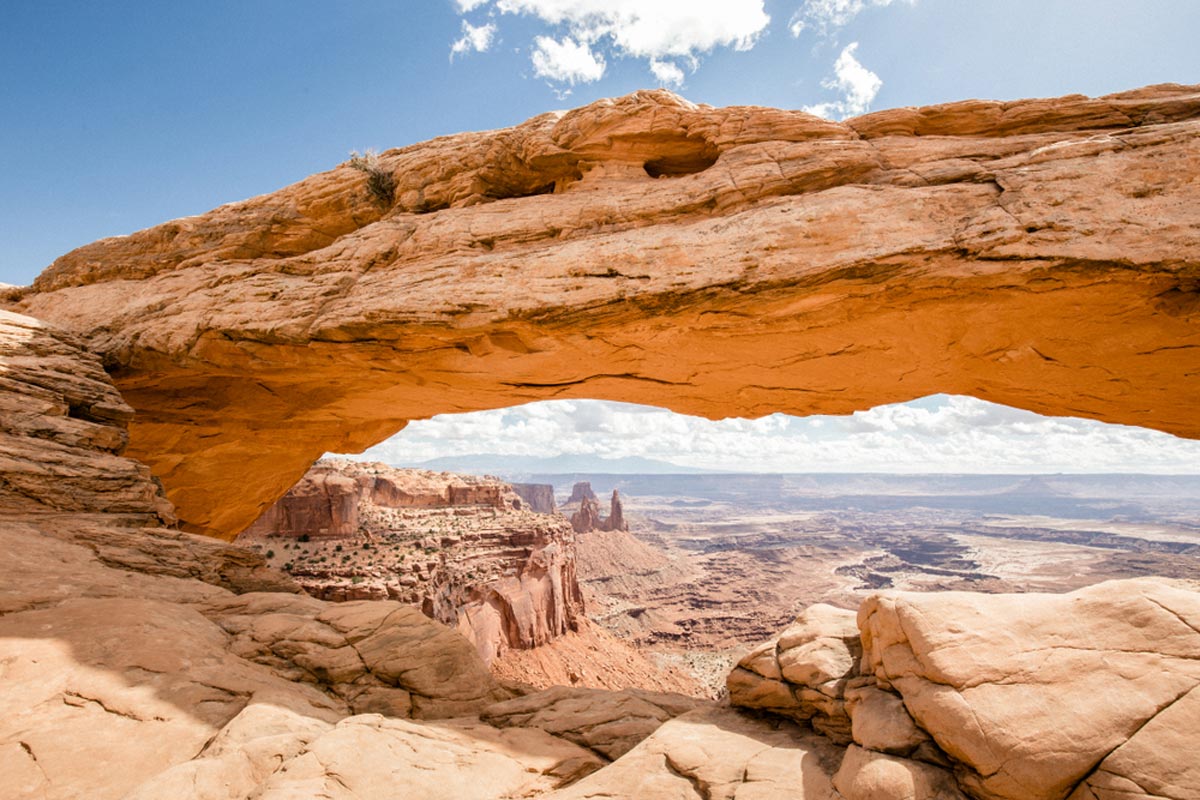 Mesa Arch, Canyonlands National Park, Utah, USA