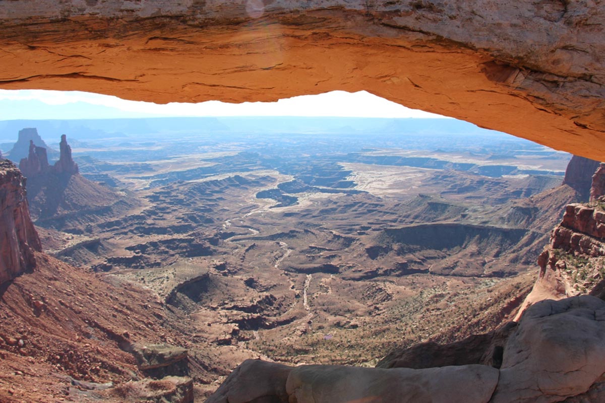 Mesa Arch, Canyonlands National Park, Utah, USA